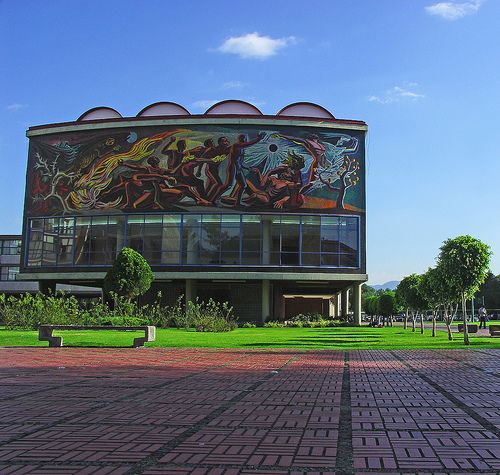 Moado, Public work, UNAM